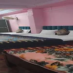 Hotel Vachi Villa